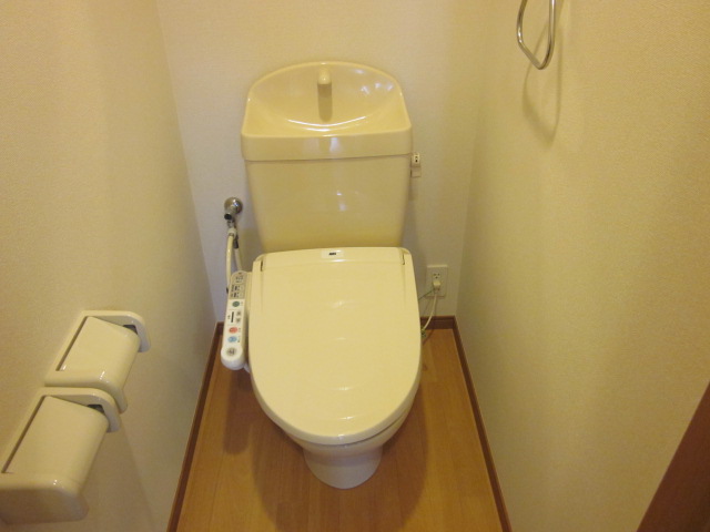 トイレ　シャワー付トイレ