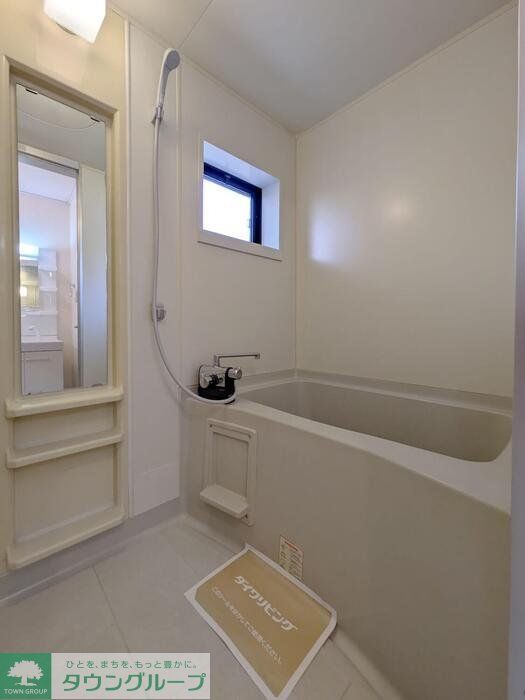 バス・シャワールーム　洗面