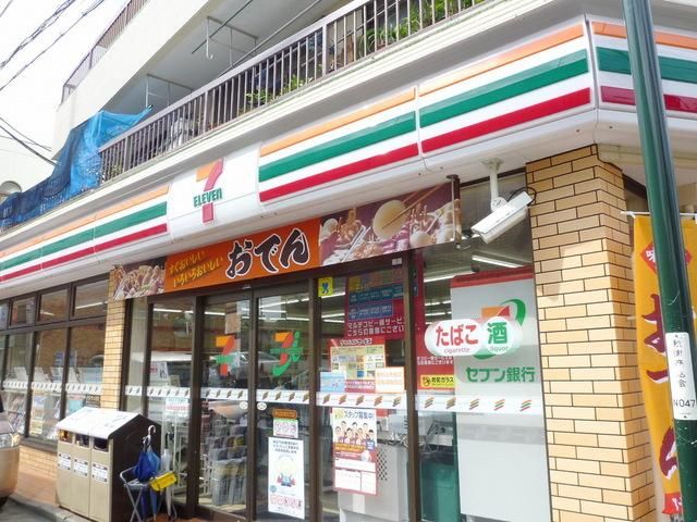 コンビニ　セブンイレブン（コンビニ）まで222m