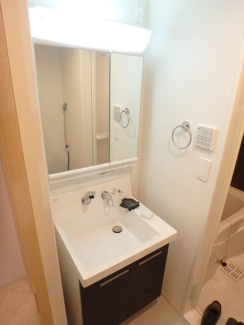 洗面設備　別号室参照