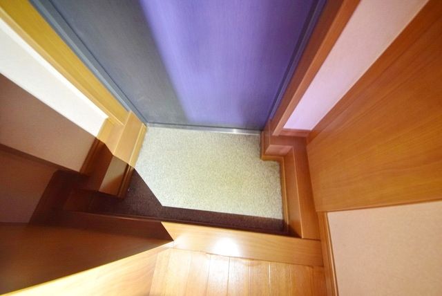 玄関　★お問い合わせはタウンハウジングまで★