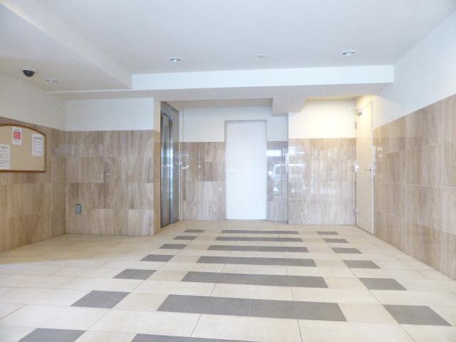 エントランス　エントランス