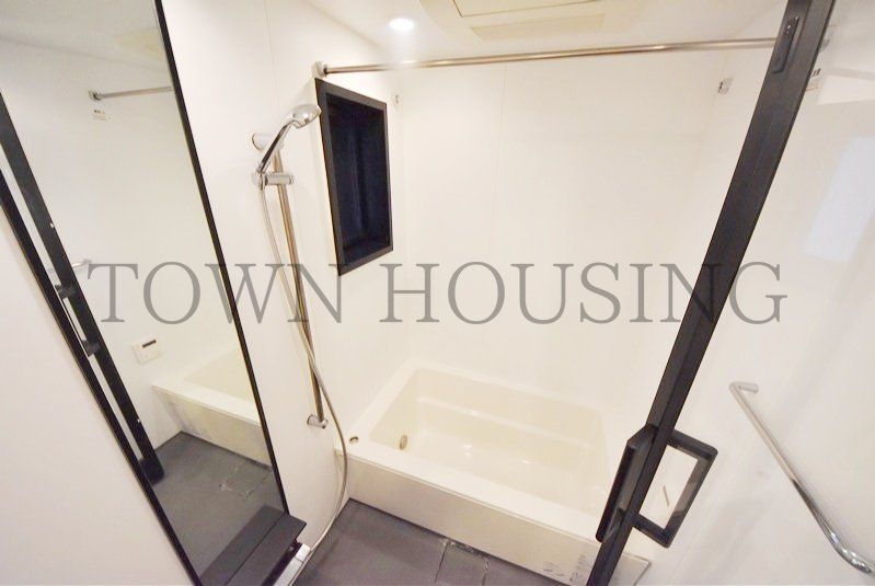 バス・シャワールーム　お問合せは(株)タウンハウジングレジデンス事業部【03-…