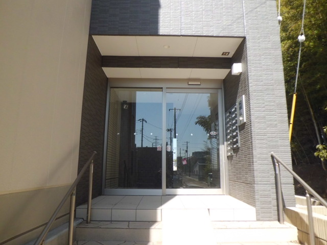 エントランス　エントランス