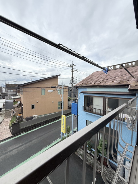 バルコニー　～明日は晴れるかな～