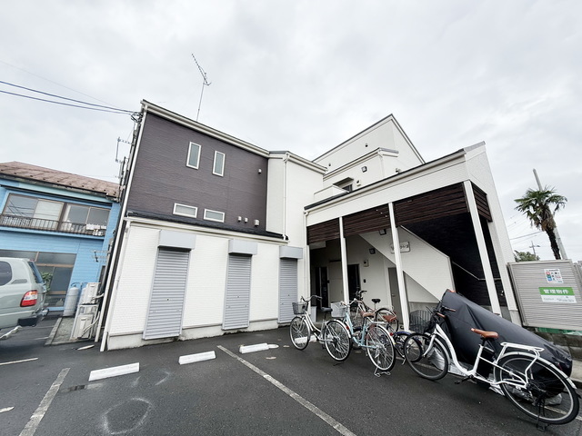 建物外観　～駅まで徒歩圏内～