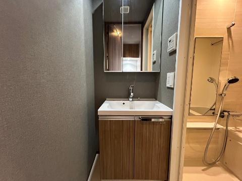 洗面設備　別室の参考写真です。※現況優先