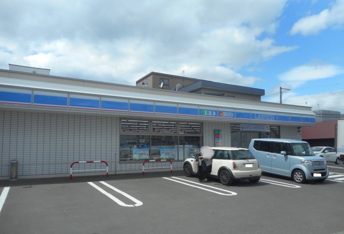 コンビニ　ローソン本郷通７丁目（コンビニ）まで350m