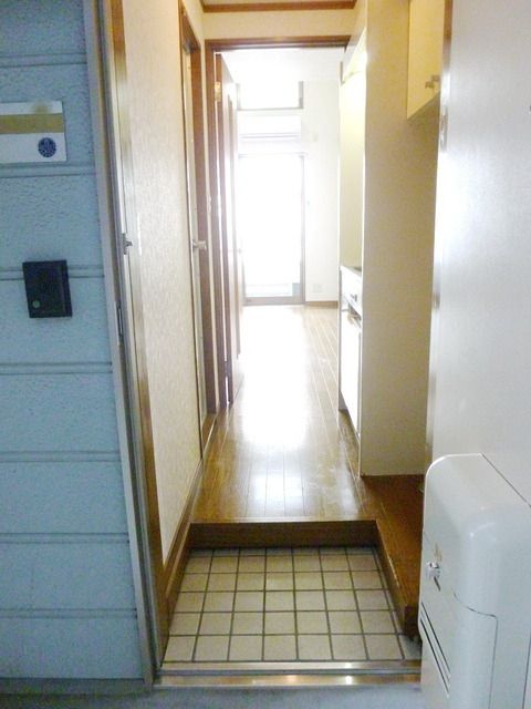 玄関　★タウンハウジング稲田堤店★玄関★