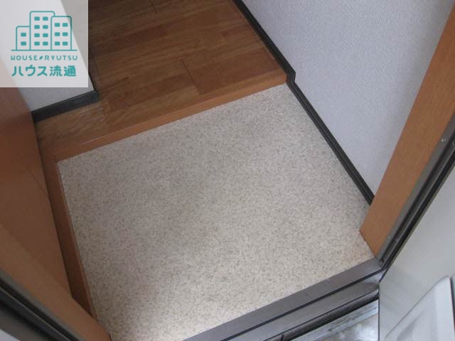 玄関　※別号室の写真※