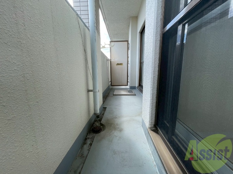 バルコニー　バルコニーが付いていますので一息ついてみてはいかがですか。