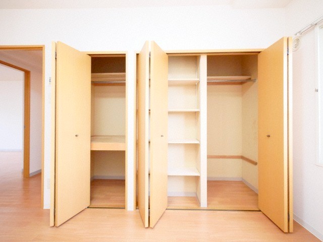 収納　各部屋にクローゼット完備しています♪
