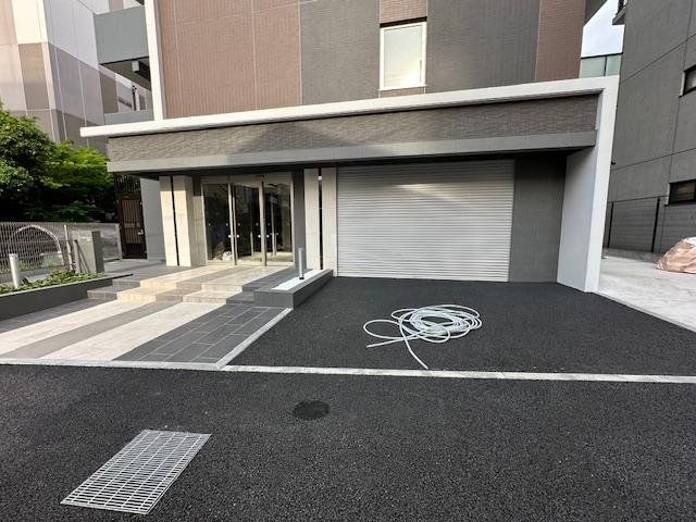 エントランス　エントランス