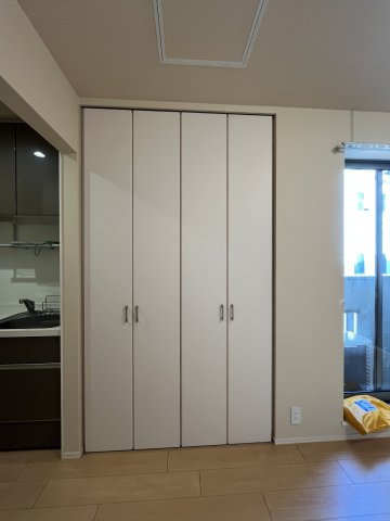 収納　※同物件の別部屋参考写真です。