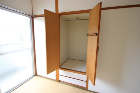 収納　※別号室の写真です
