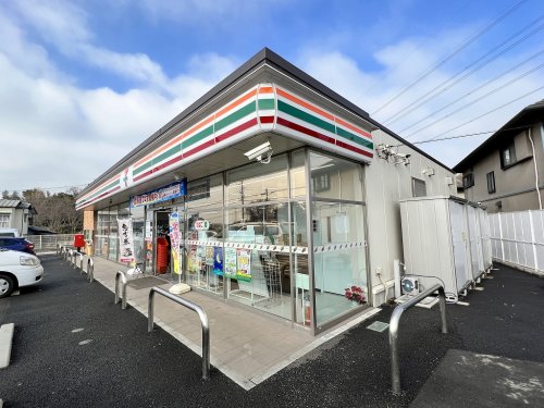 コンビニ　セブンイレブン 四街道小名木店（コンビニ）まで833m