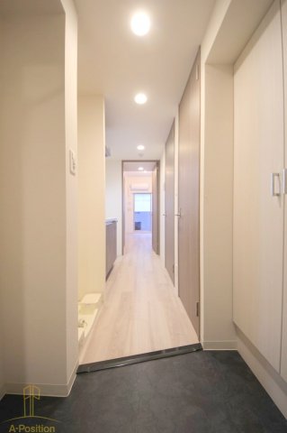 玄関　グランカリテ九条南