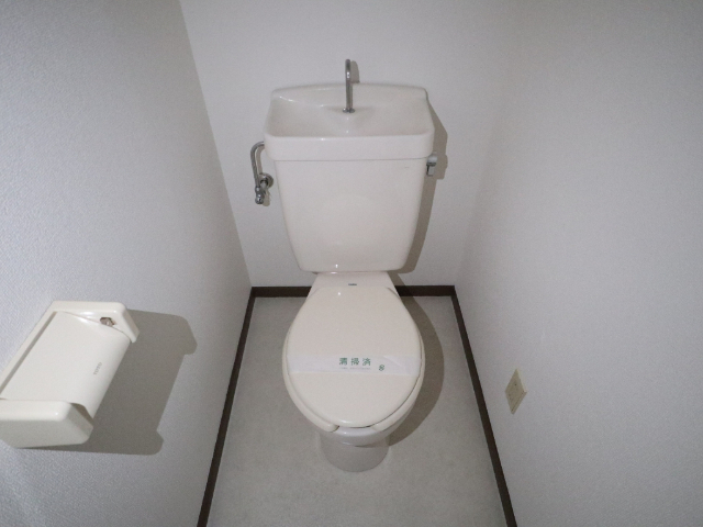 トイレ　別部屋参考写真