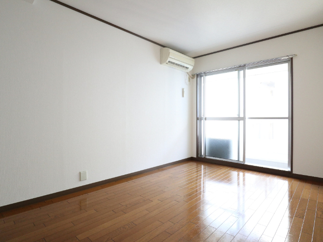 居室・リビング　別部屋参考写真