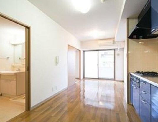 居室・リビング　ゆったり過ごせる居間です