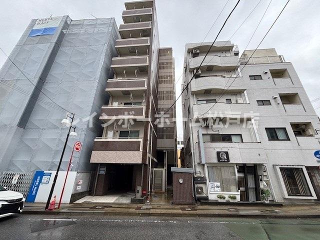 建物外観　外観は落ち着いています
