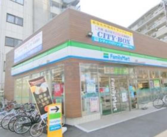 コンビニ　ファミリーマート野口西糀谷産業道路店（コンビニ）まで76m