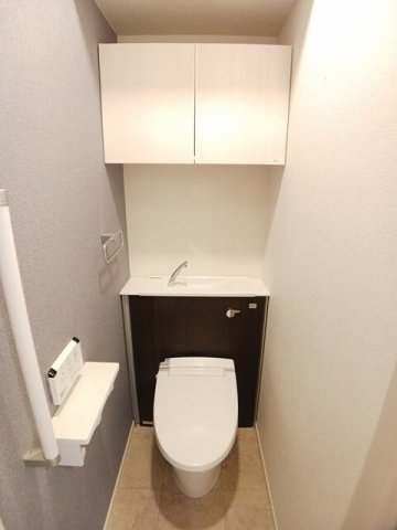 トイレ　シンプルで使いやすいトイレです