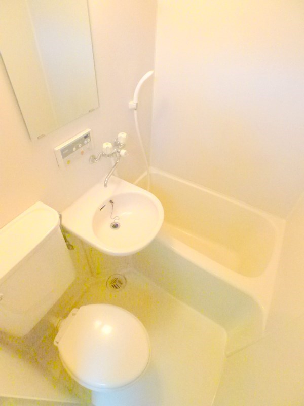 バス・シャワールーム　バス・トイレ同室