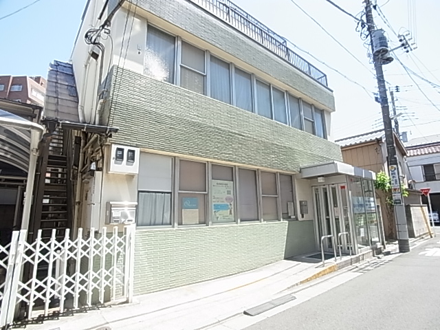 病院　鈴木内科胃腸科クリニック（病院）まで196m