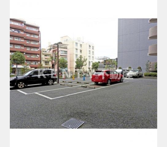 駐車場　駐車場完備です