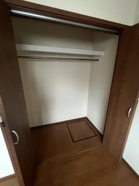 収納　ウォークインクローゼットです
