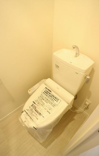 トイレ　写真は別号室です。現状優先になります。
