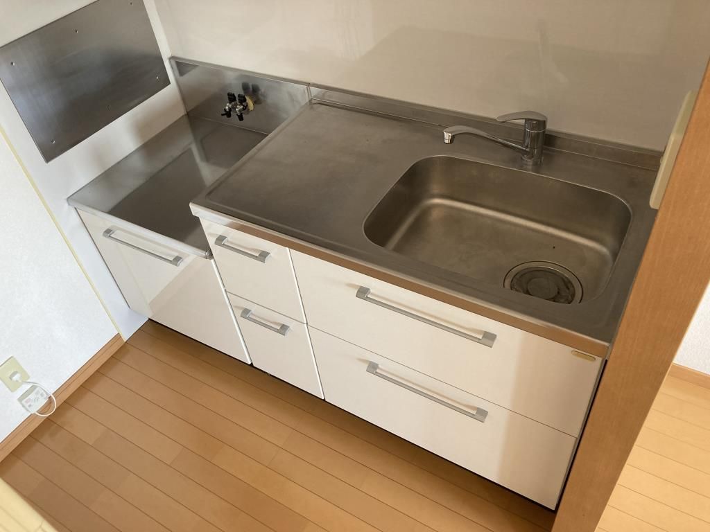 キッチン　※掲載情報と物件の現況が異なる場合、現況を優先するものとしま