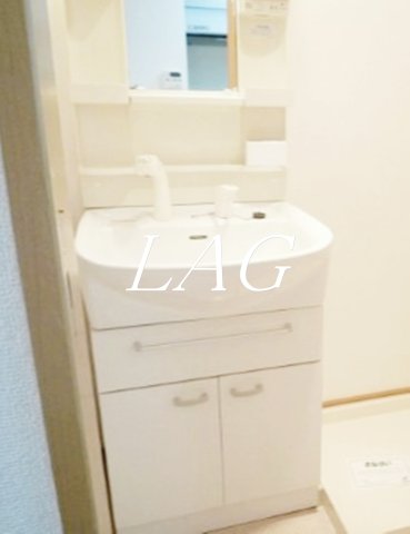 洗面設備　洗面台です。