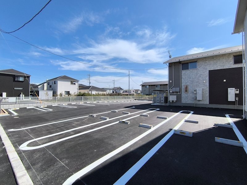 駐車場　（イメージ）