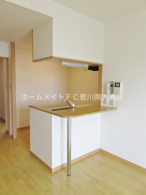 キッチン　同型別部屋写真