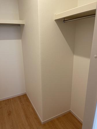 収納　ウォークインクローゼット