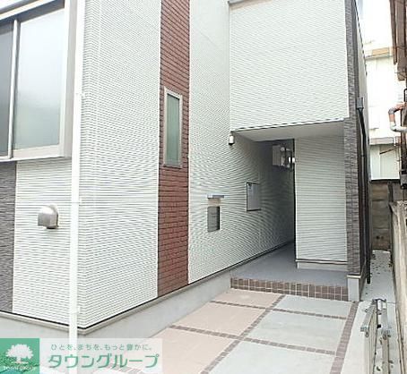建物外観　エントランス
