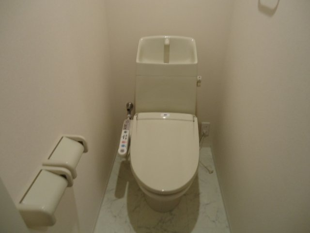 トイレ　ゆったりとした空間のトイレです