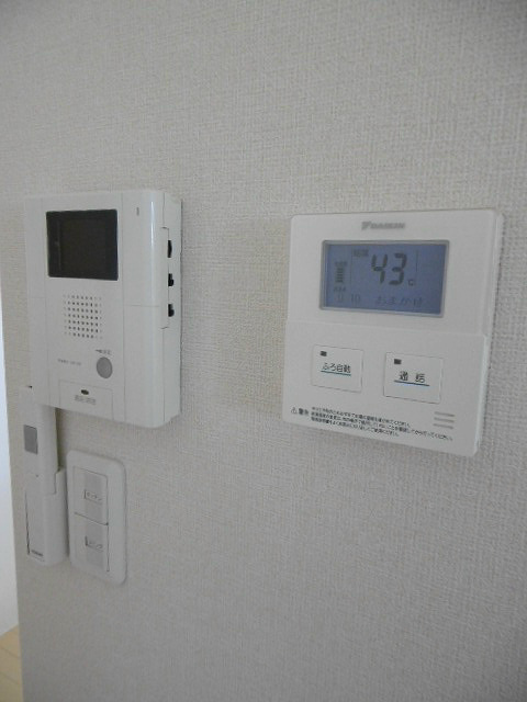 セキュリティ　写真は201号室です（参考）