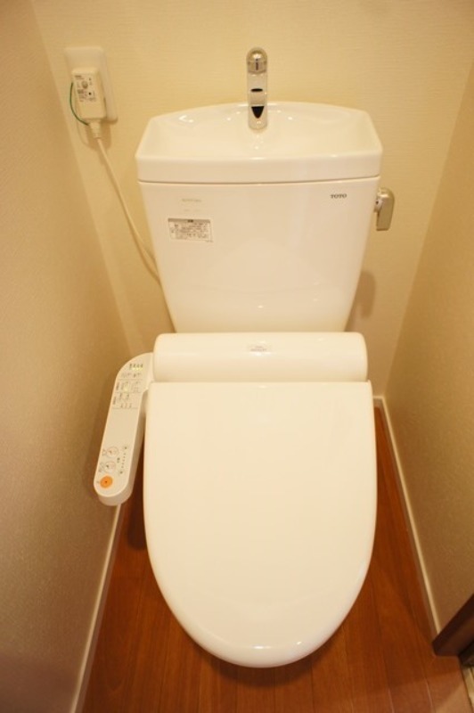 トイレ　図面と現状に相違がある場合には現状を優先