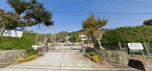 小学校　志布志市立志布志小学校（小学校）まで379m