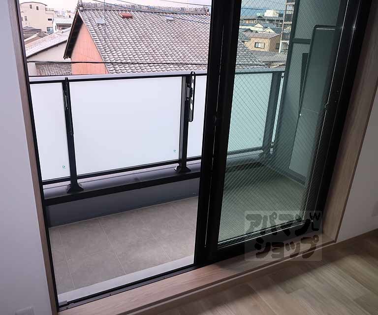 バルコニー　３０７号室の室内写真です