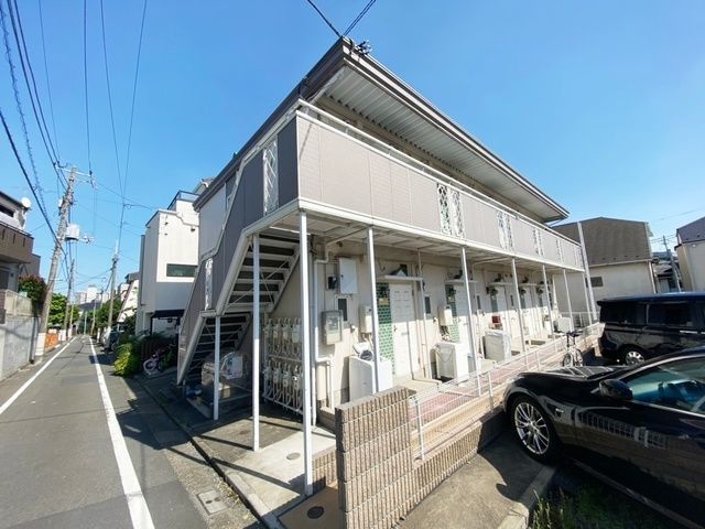 建物外観　人気の目黒区で住環境良好