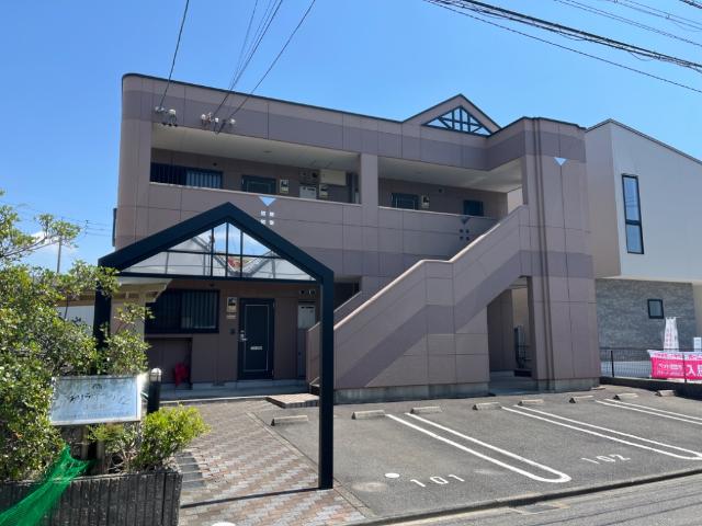 建物外観　外観写真（昼）