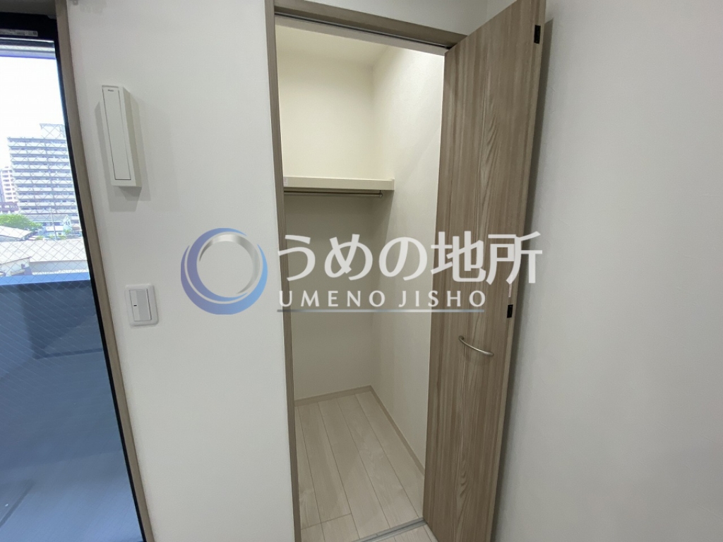 収納　洋室収納