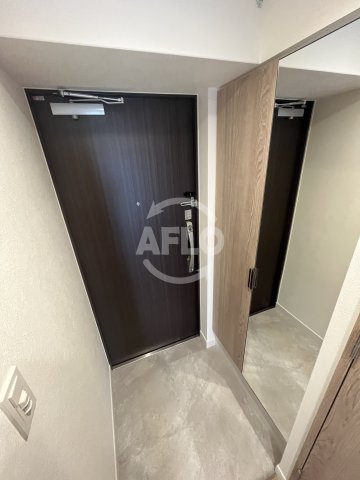 玄関　アドバンス大阪ストーリア　玄関