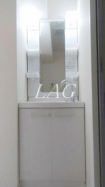 洗面設備　洗面台です。