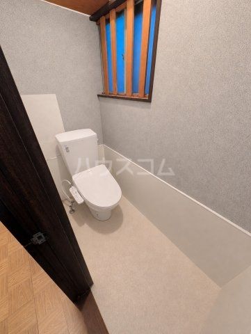 吉井町戸建のトイレ写真