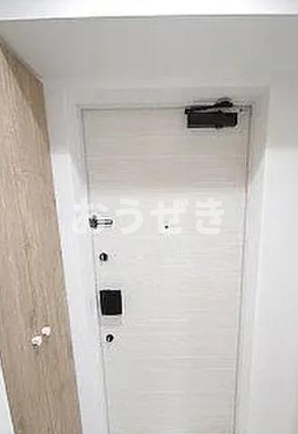 玄関　※同仕様参考写真